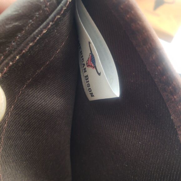 Genuine Leather Wallet by American Bison + Premium Gift Box - Picture 6 of 9